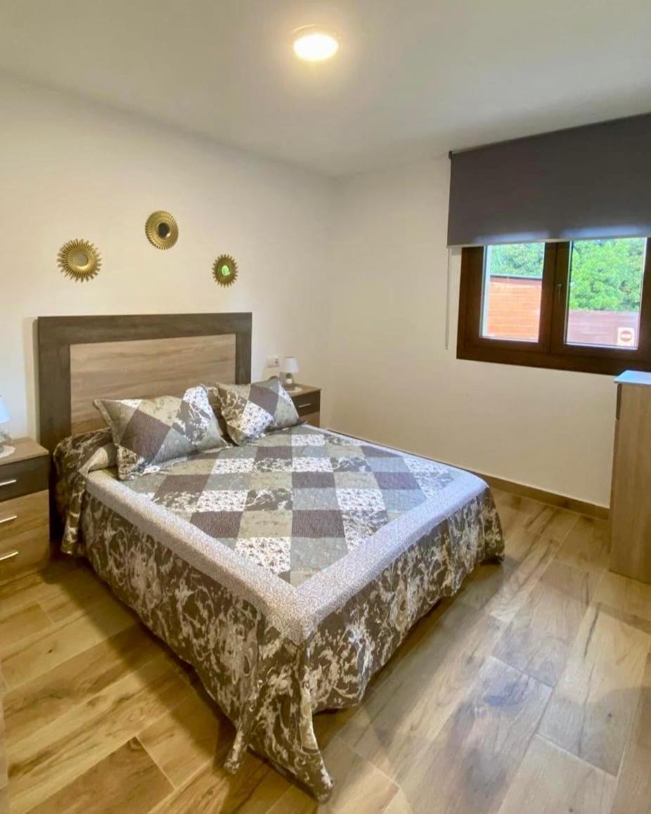 El Hondon Del Lugar Apartment Hoyos Ngoại thất bức ảnh