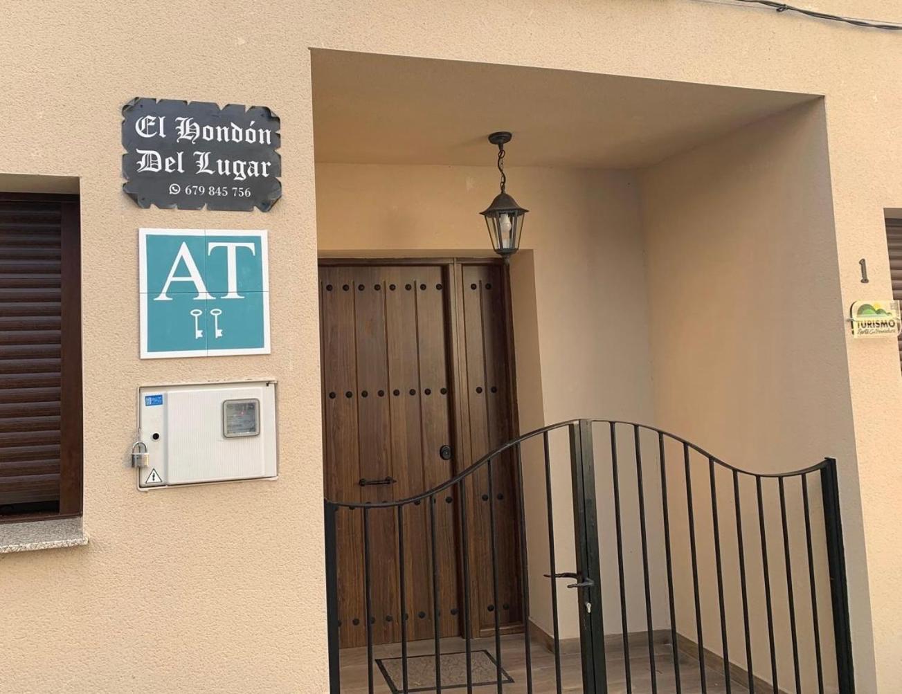 El Hondon Del Lugar Apartment Hoyos Ngoại thất bức ảnh